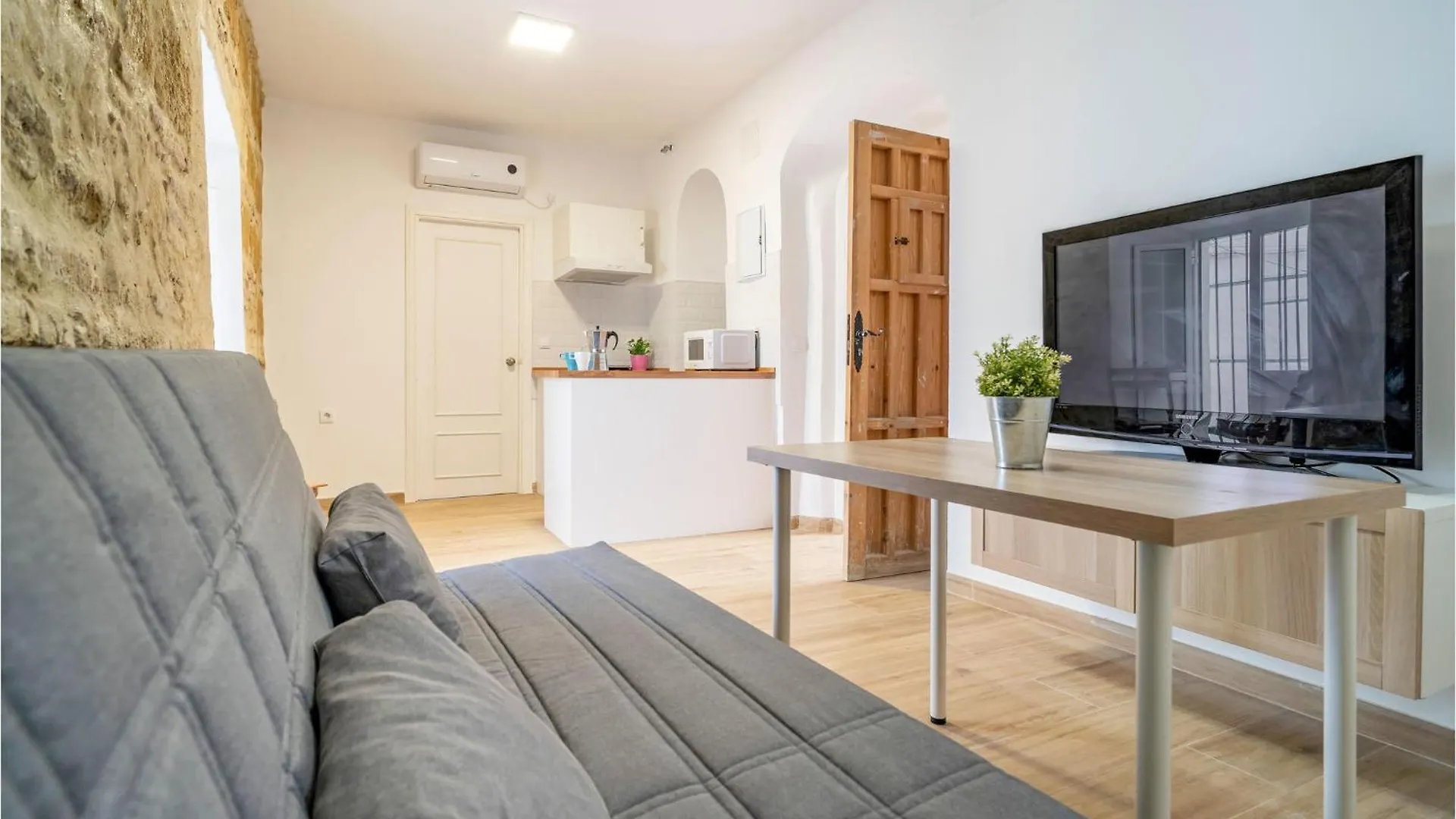 Amazing Apartment In Arcos De La Frontera Spain